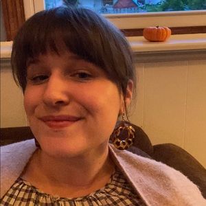 Meet your Posher, Eleanor